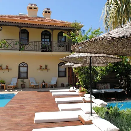 An Unspoilt Setting, Luxurious Surroundings And A Warm, Personal Welcome Villa