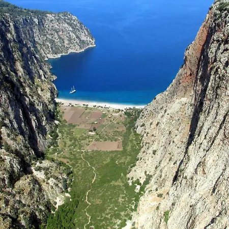 Villa An Unspoilt Setting, Luxurious Surroundings And A Warm, Personal Welcome Faralya