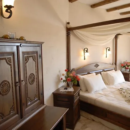 An Unspoilt Setting, Luxurious Surroundings And A Warm, Personal Welcome Faralya