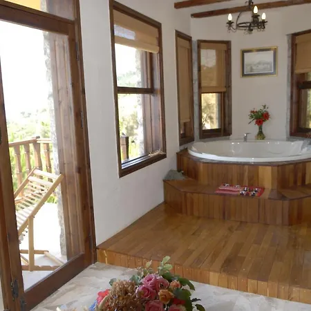 An Unspoilt Setting, Luxurious Surroundings And A Warm, Personal Welcome * Faralya